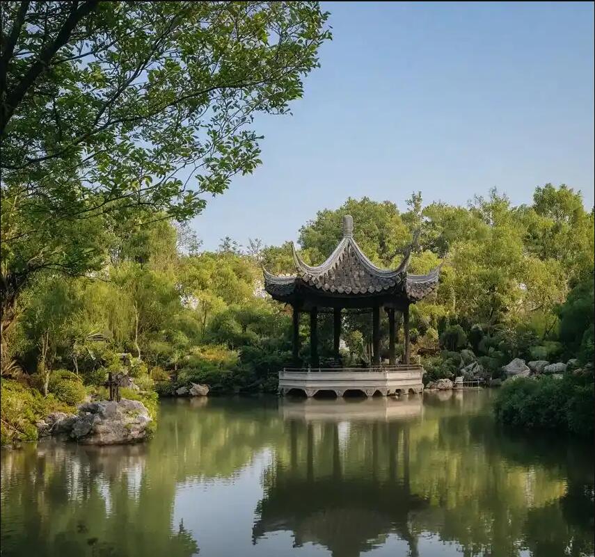 望花区沙砾土建有限公司