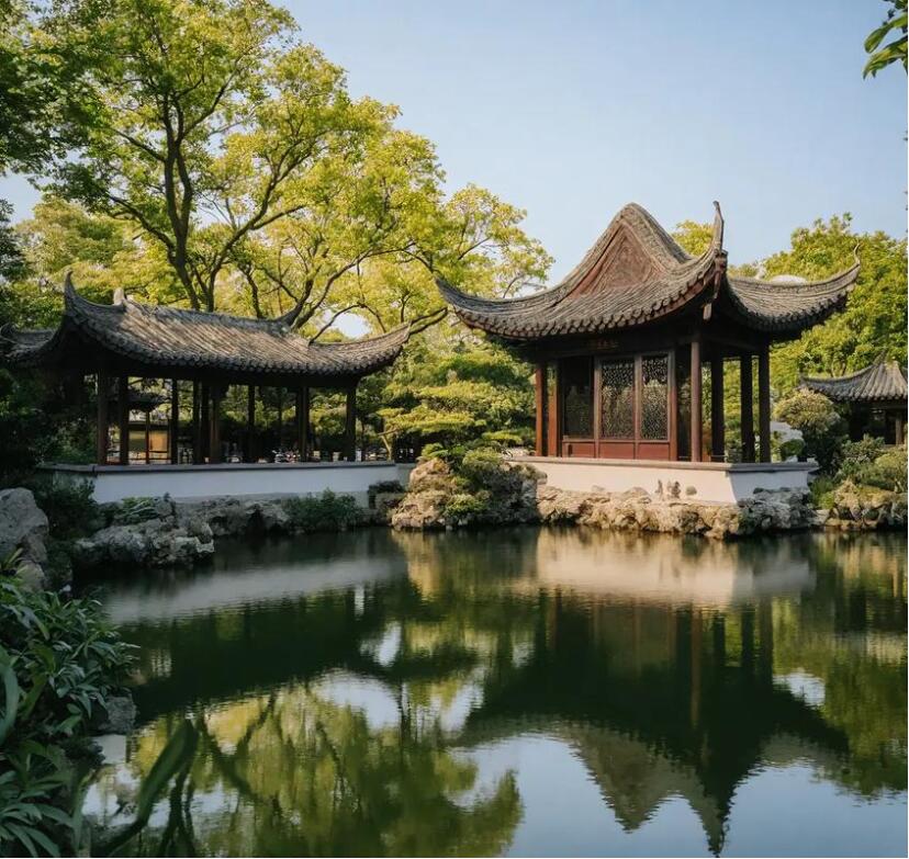 望花区沙砾土建有限公司