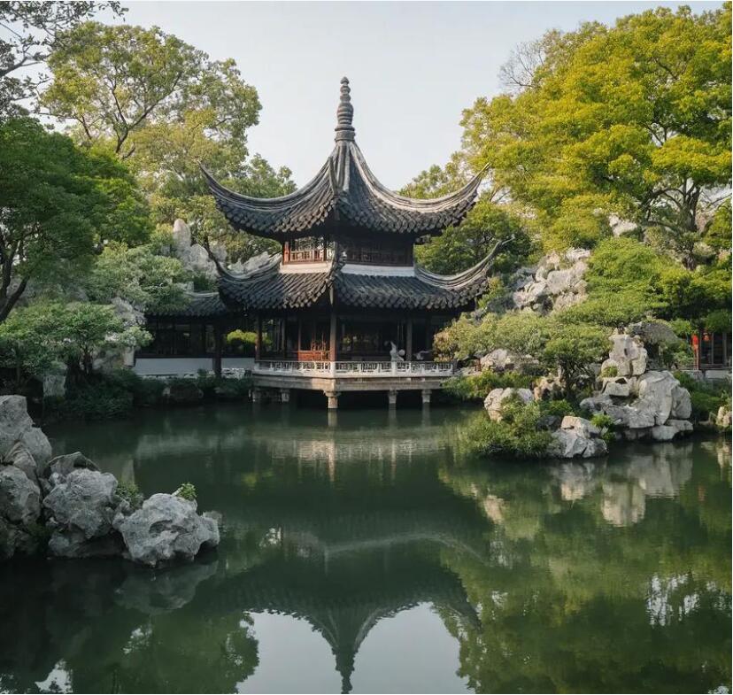 望花区沙砾土建有限公司